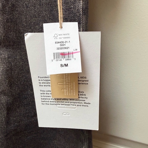 Gap × BÉIS Knit Denim Pocket T-Shirt NWT Size S/M - Picture 11 of 13